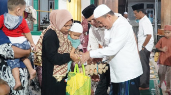 Safari Ramadhan di Masjid Tertua Bungo, Gubernur Jambi Teguhkan Komitmen Pembangunan